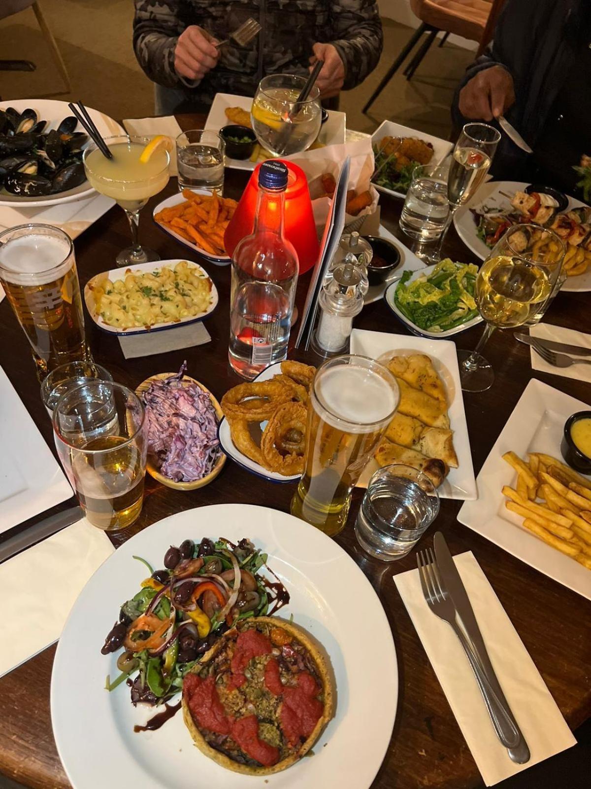 思阔罗酒店 戈德尔明 外观 照片